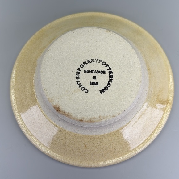 Handmade Stoneware Garlic Grater Plate - Picture 3 of 5